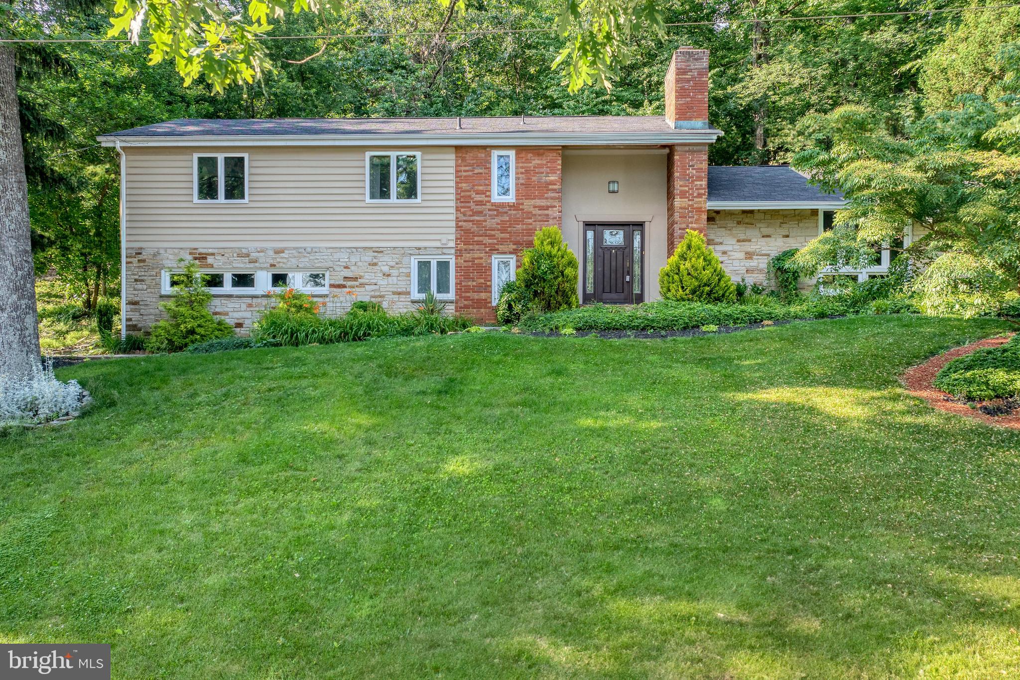 3373 Barwood Road York, PA 17406 - Photo 1 of 48 Gallery Image 1