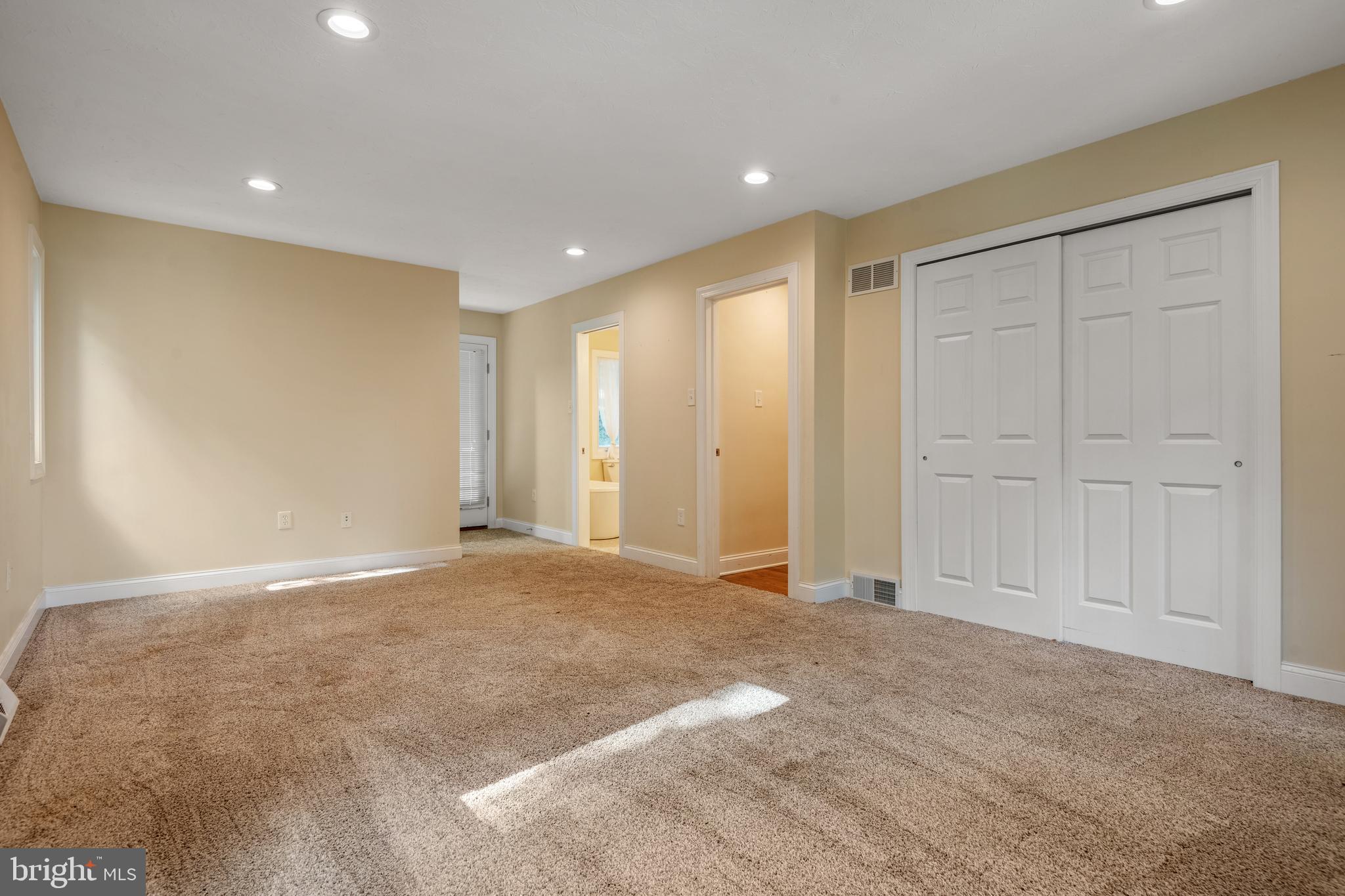 3373 Barwood Road York, PA 17406 - Photo 20 of 48 Gallery Image 20