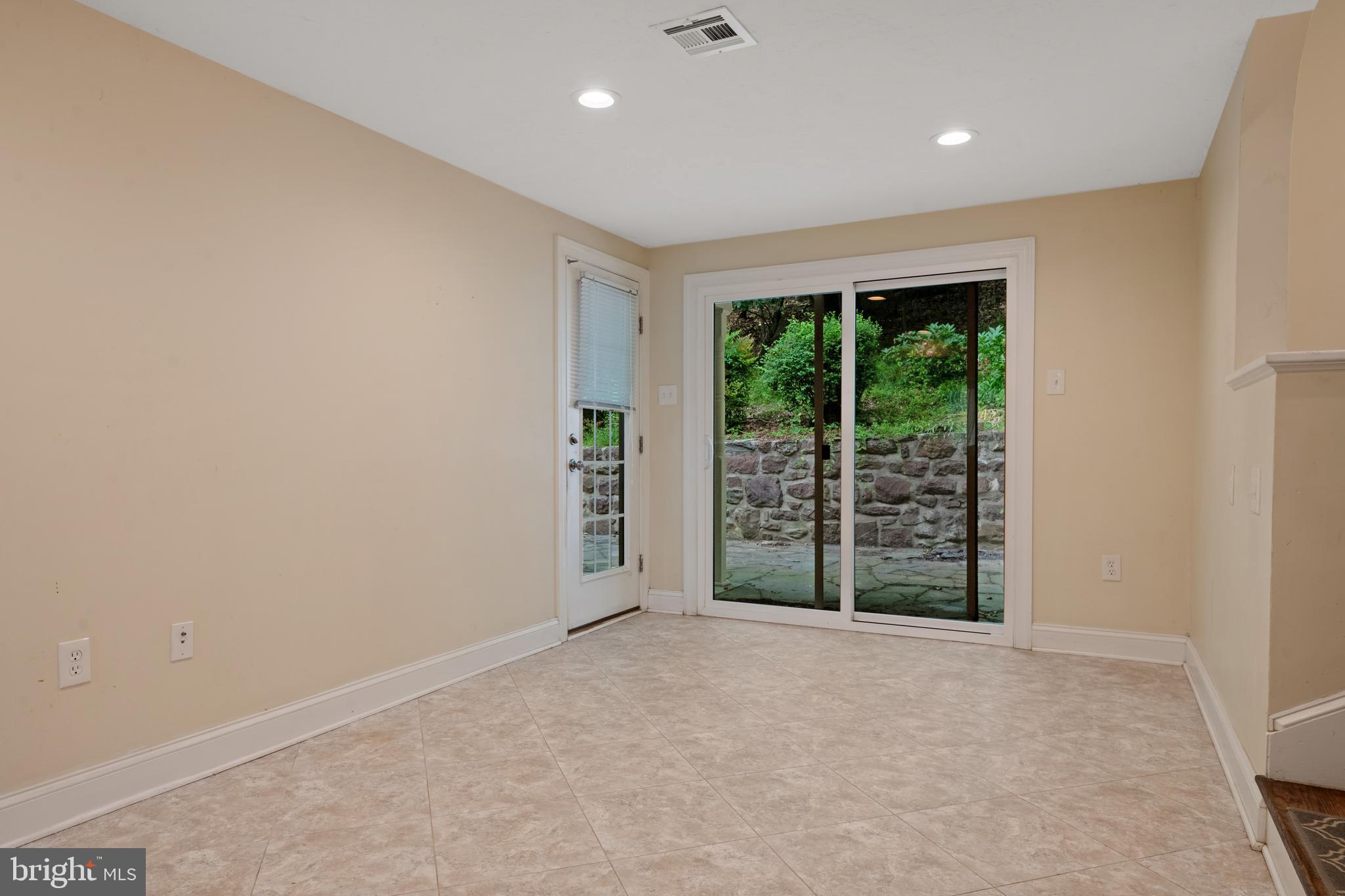 3373 Barwood Road York, PA 17406 - Photo 34 of 48 Gallery Image 34