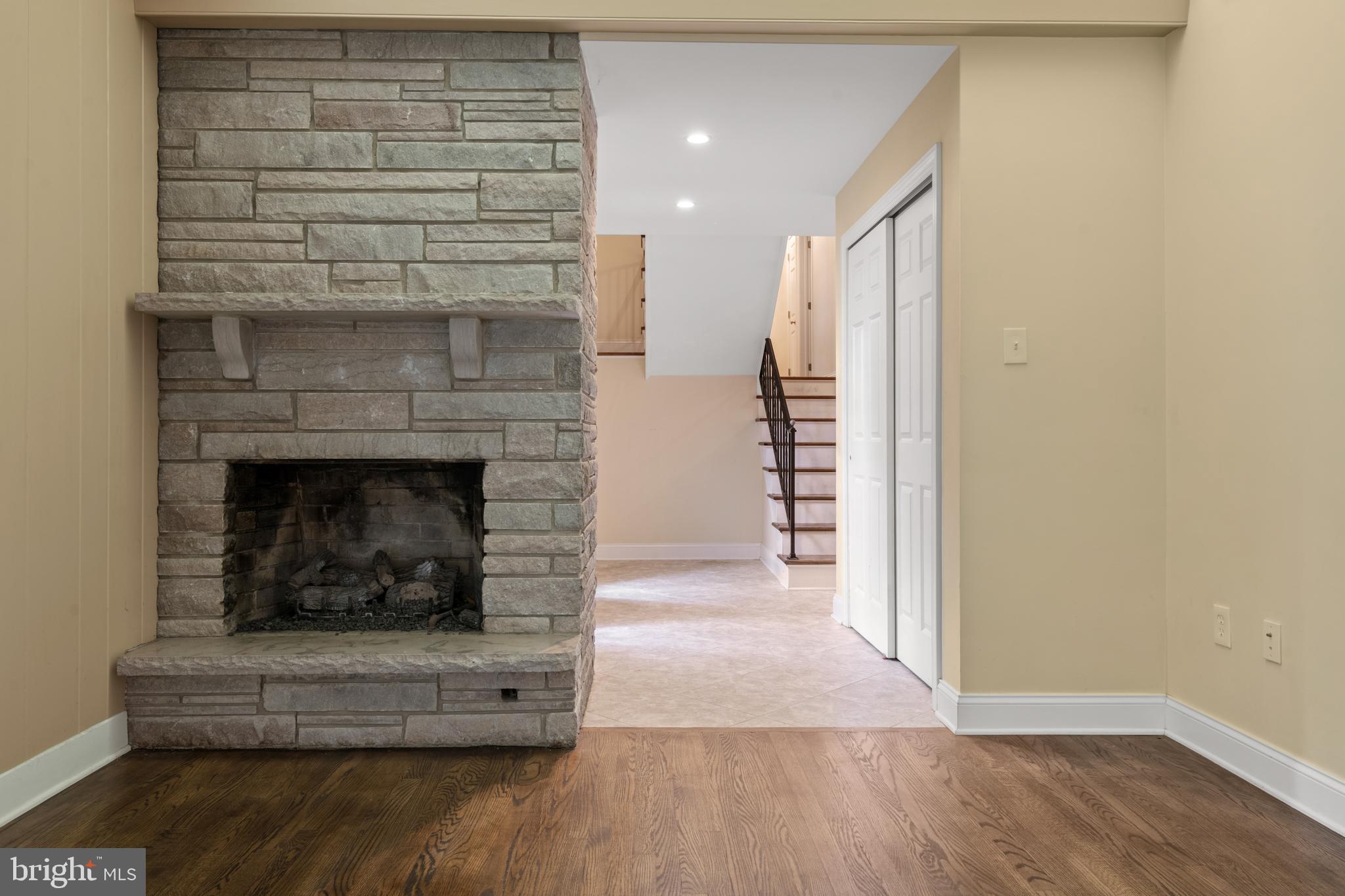 3373 Barwood Road York, PA 17406 - Photo 6 of 48 Gallery Image 6