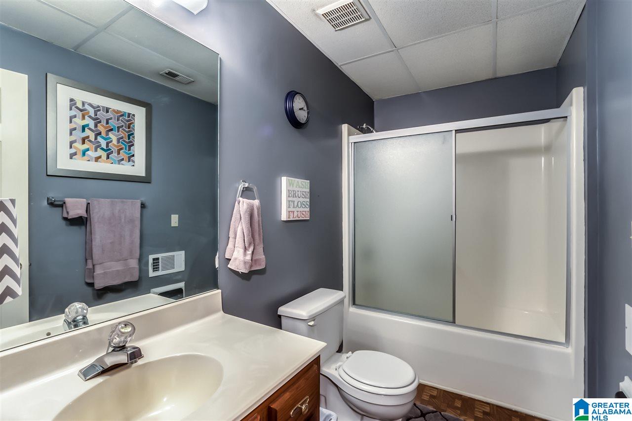 3973 Spring Valley Road Birmingham, AL 35223 - Photo 28 of 38
