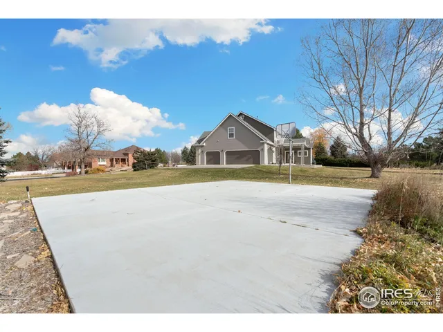 a view of an outdoor space and a street view