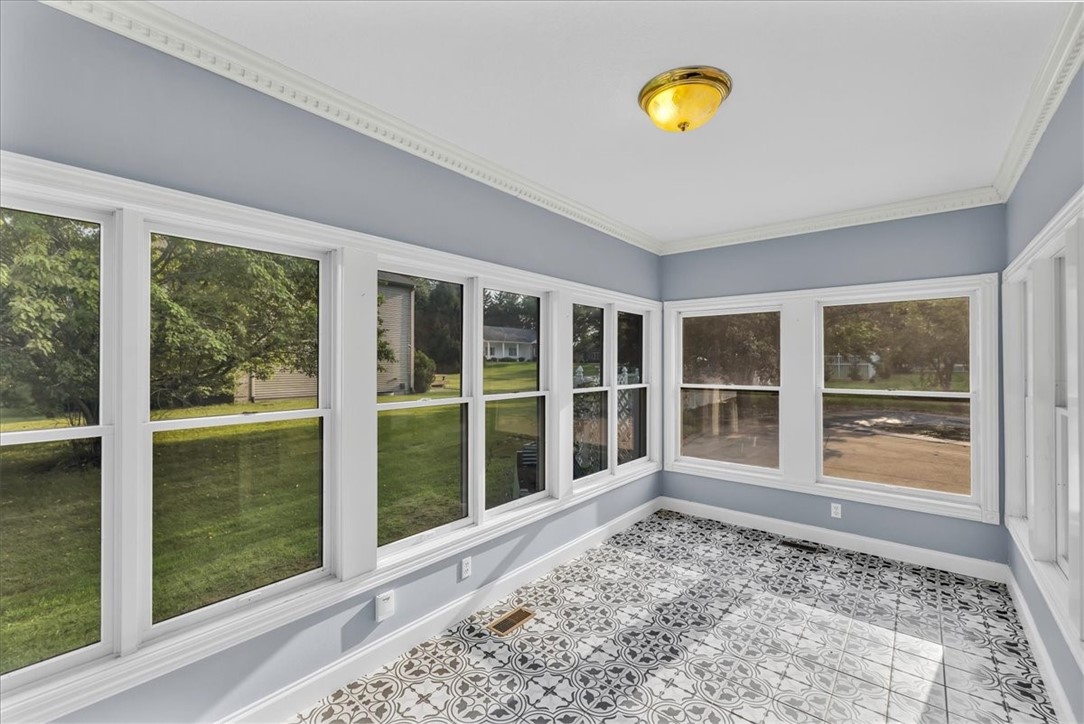 867 Jasons Way Forsyth, IL 62535 - Photo 13 of 43 Gallery Image 13