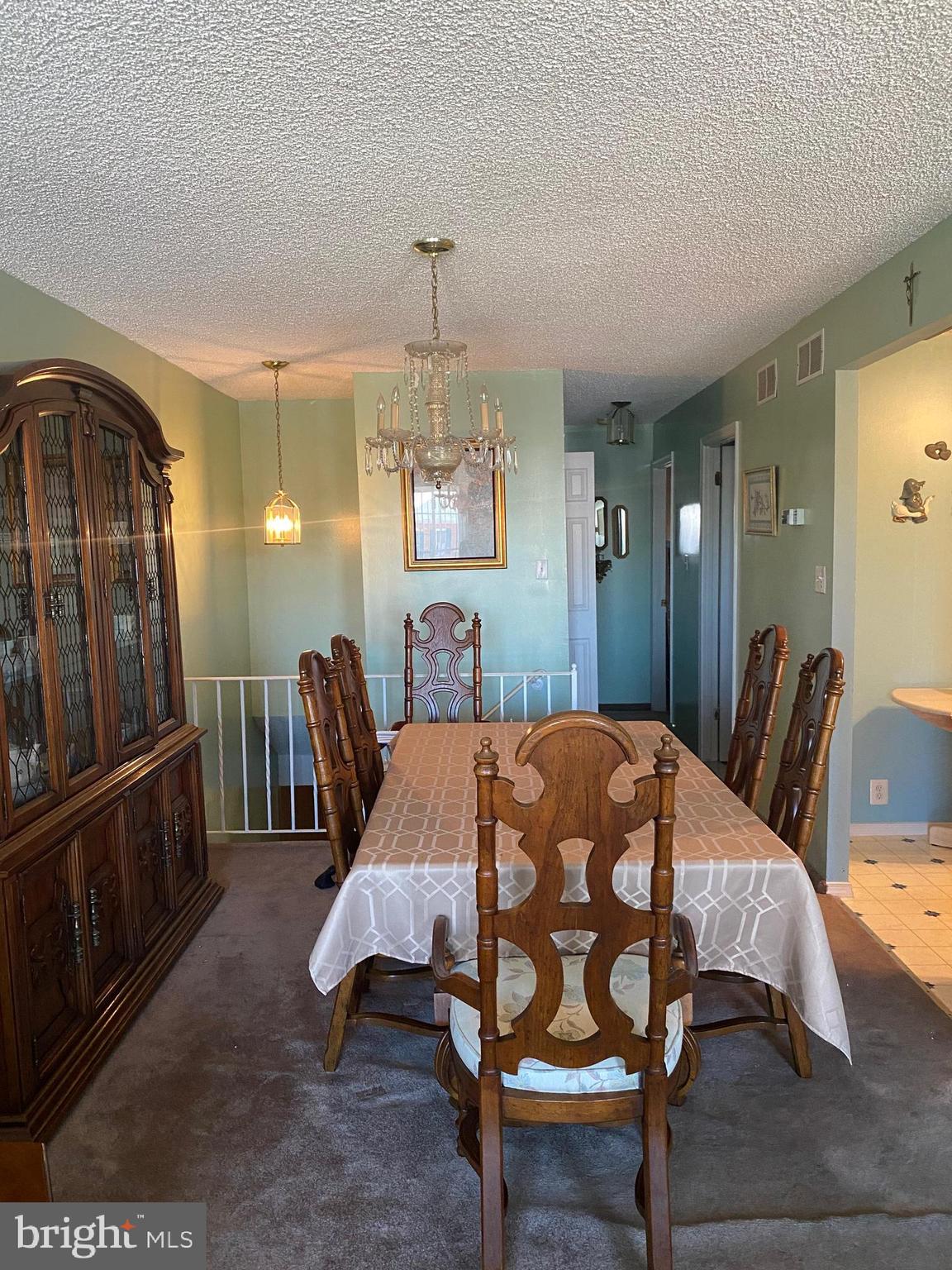 10723 Pelle Circle Philadelphia, PA 19154 - Photo 4 of 12 Dining Room