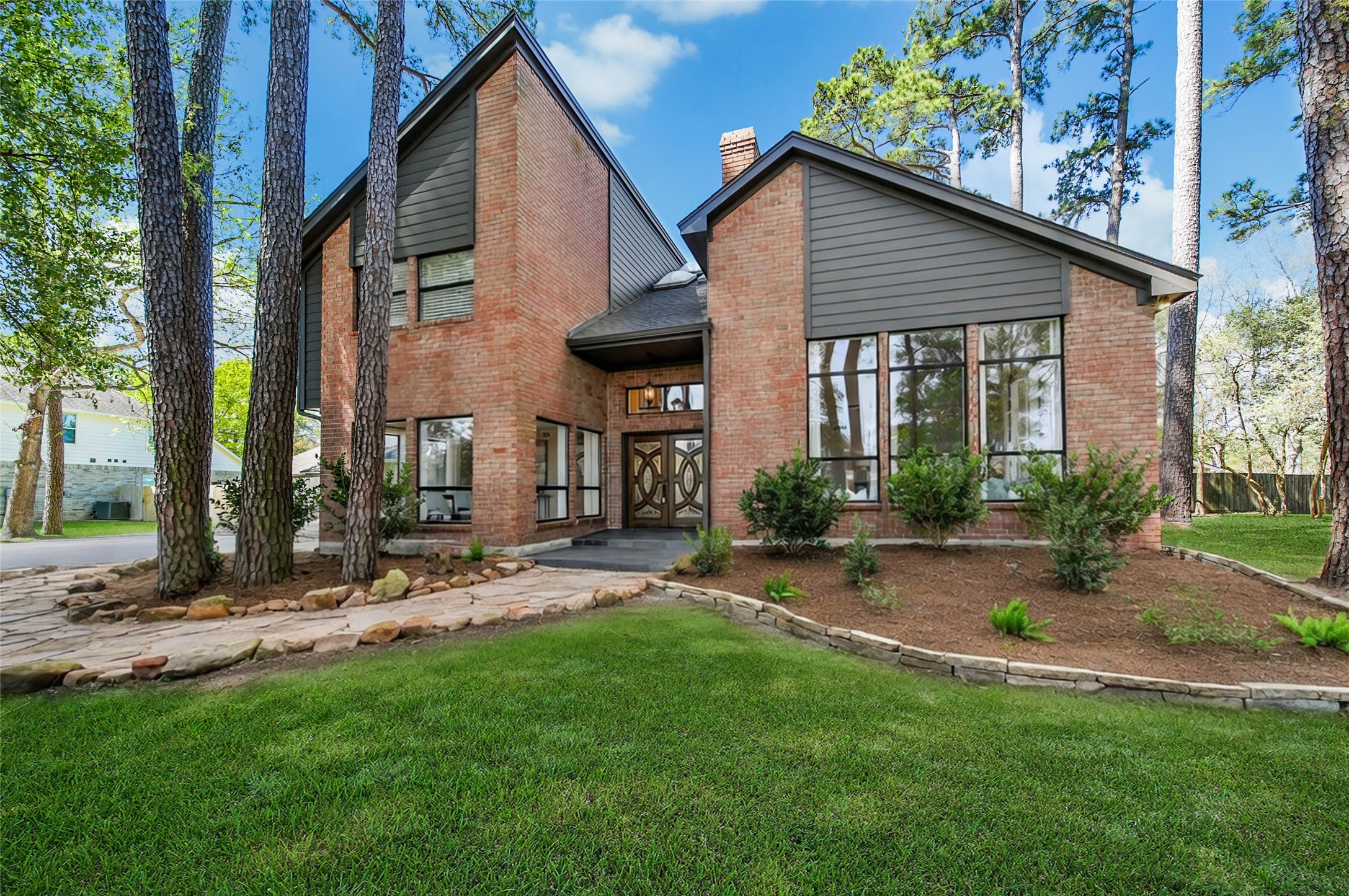 14520 Diamondhead North Conroe, TX 77356 - Photo 2 of 50 Welcome to 14520 Diamondhead N!