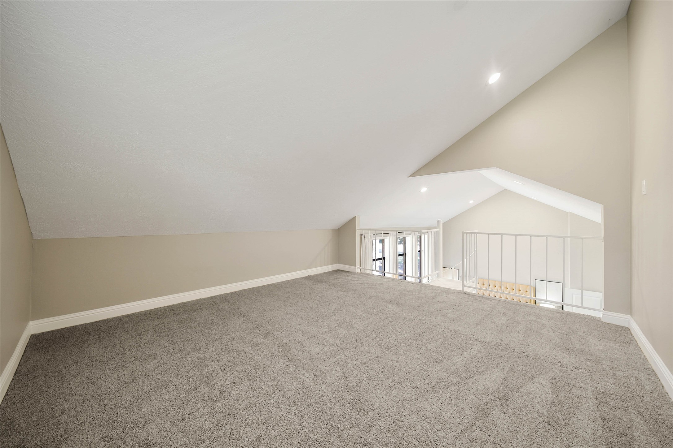 14520 Diamondhead North Conroe, TX 77356 - Photo 22 of 50 Loft in master ensuite.