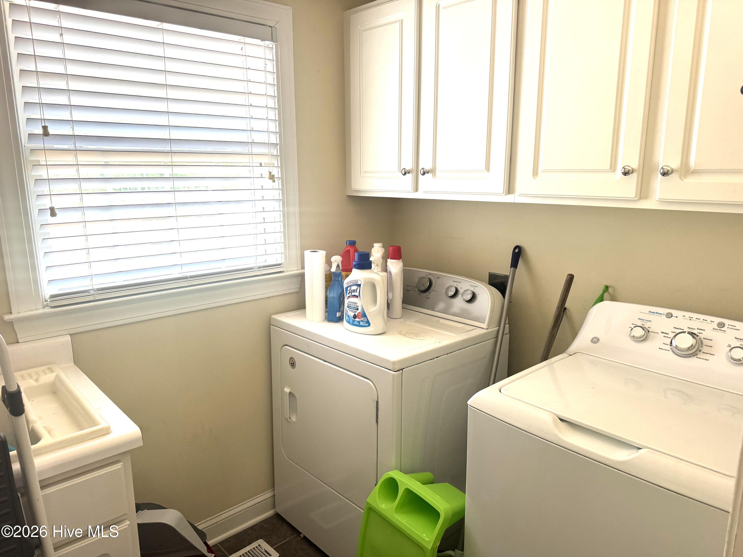 727 Mt Olive Road Bladenboro, NC 28320 - Photo 20 of 52
