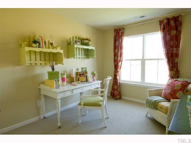 2730 Chilton Place Raleigh, NC 27616 - Photo 7 of 9 Gallery Image 7