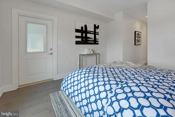 $3,400 | 3821 14th Street Northwest, Unit 6, Washington, DC 20011