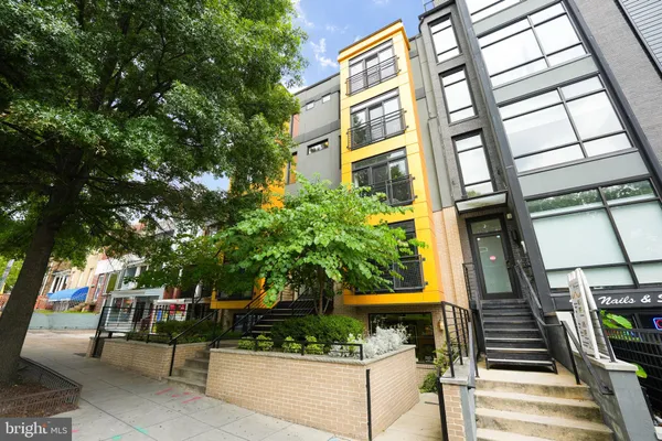 $3,400 | 3821 14th Street Northwest, Unit 6, Washington, DC 20011