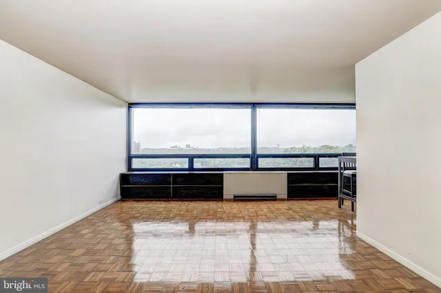 $140,000 | 4000 North Charles Street, Unit 905, Baltimore, MD 21218