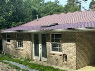 3499 Paint Creek Road Stanton, KY 40380 - Photo 5 of 29 Back Sunroom
