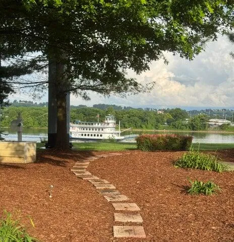 $450,000 | 1426 Heritage Landing Drive, Chattanooga, TN 37405