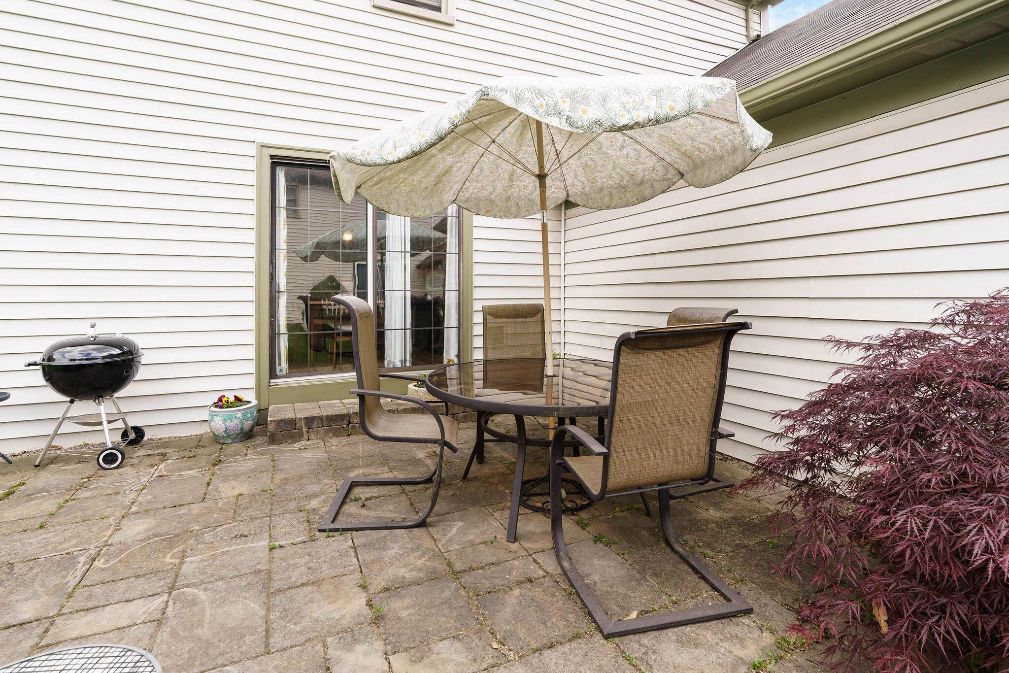 6920 Vally Down Road Dublin, OH 43017 - Photo 29 of 30 Vallly Down French Doors and patio