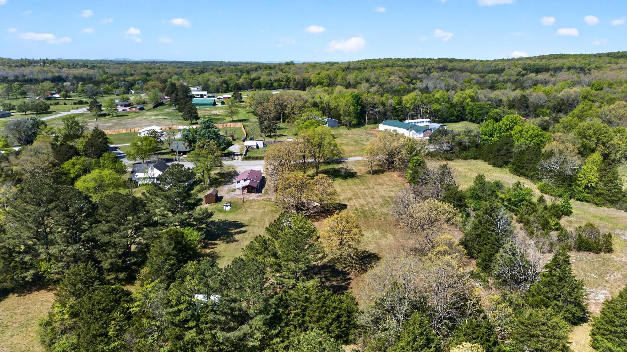 186 Baxter Road Murfreesboro, TN 37130 - Photo 38 of 39 an aerial view of a houses with a yard