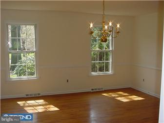 5709 South Deer Run Road Doylestown, PA 18902 - Photo 4 of 11 Gallery Image 4