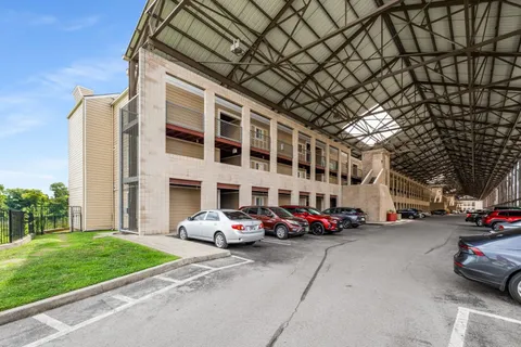 $580,000 | 964 1st Avenue North, Nashville, TN 37201