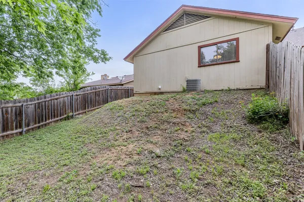 $1,595 | 618 Rollingway Drive, Unit B, Round Rock, TX 78681