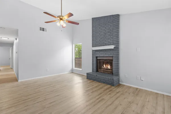 $1,595 | 618 Rollingway Drive, Unit B, Round Rock, TX 78681