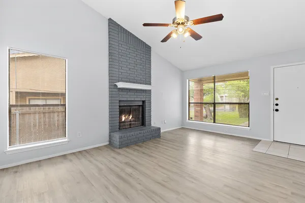 $1,595 | 618 Rollingway Drive, Unit B, Round Rock, TX 78681