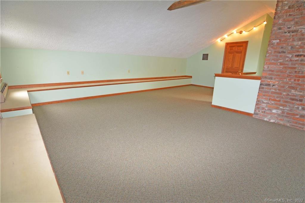 405 Maple Avenue Cheshire, CT 06410 - Photo 21 of 37 view of an empty room with a window