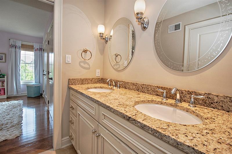 332 Buckingham Drive Venetia, PA 15367 - Photo 14 of 25