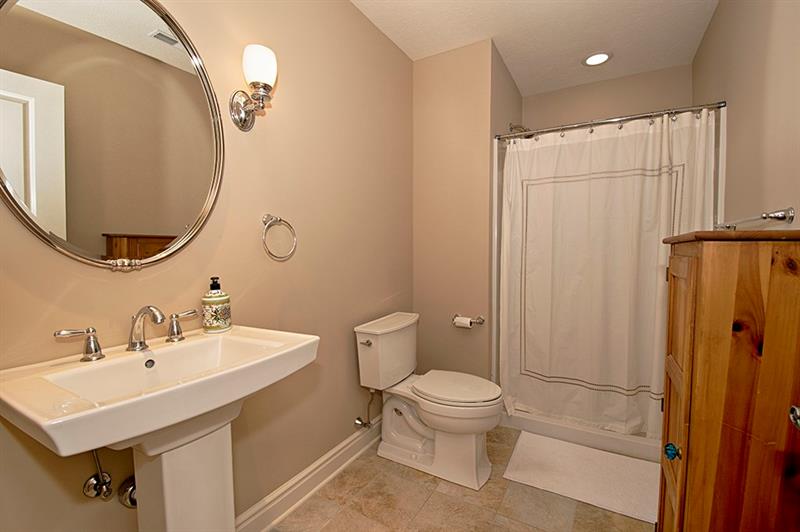 332 Buckingham Drive Venetia, PA 15367 - Photo 21 of 25