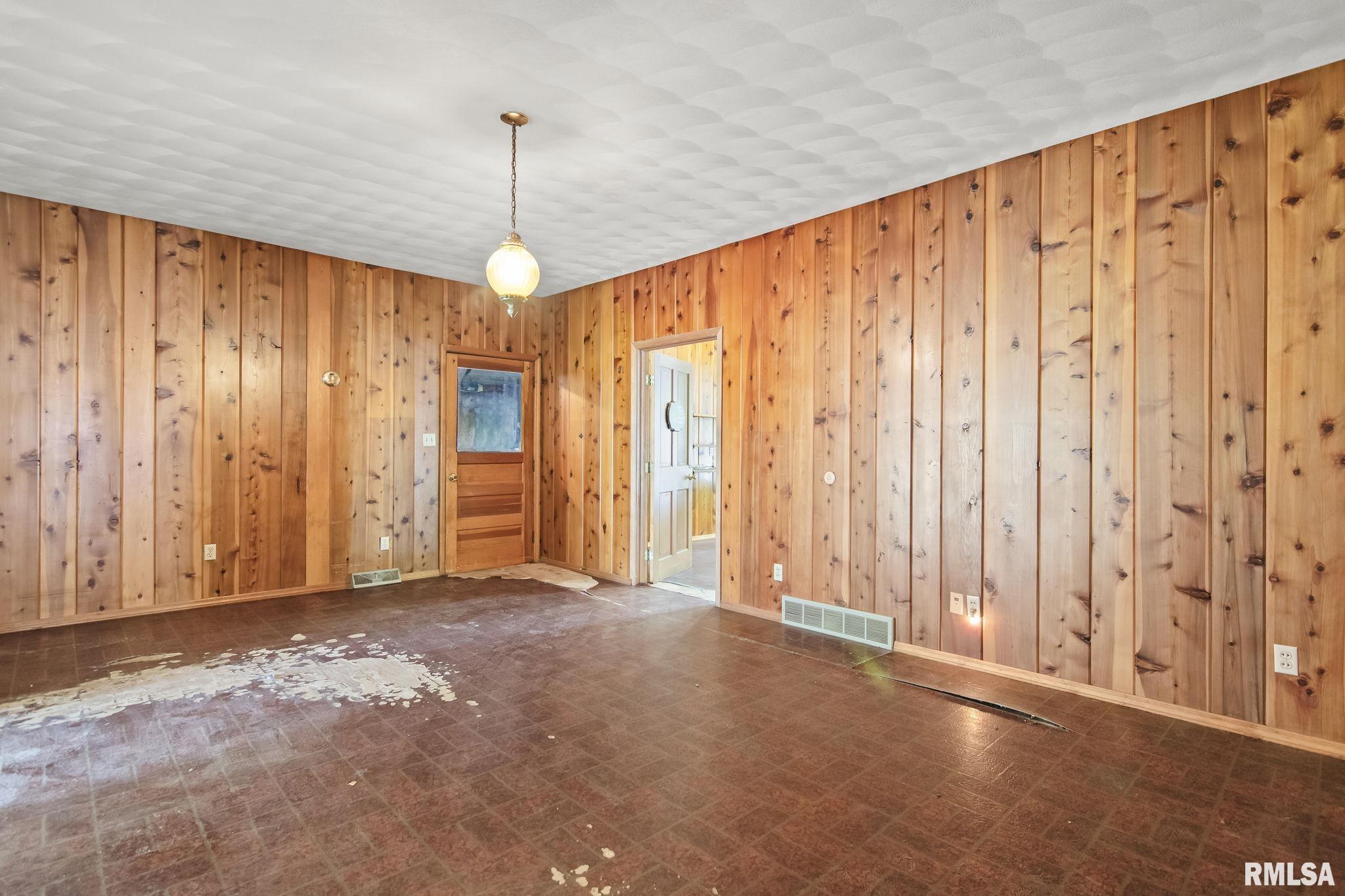 2320 South Park Avenue Springfield, IL 62704 - Photo 16 of 47