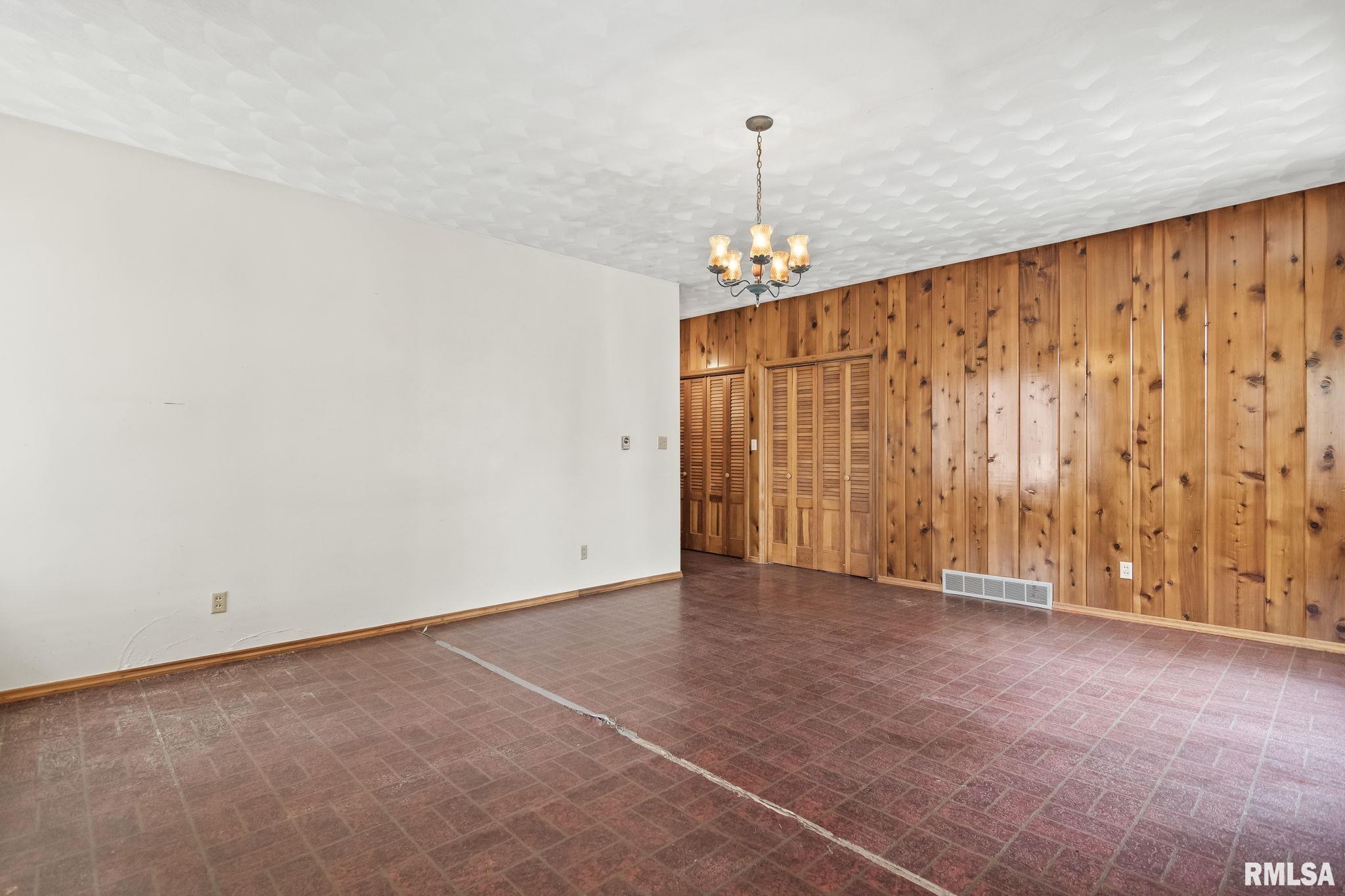 2320 South Park Avenue Springfield, IL 62704 - Photo 21 of 47