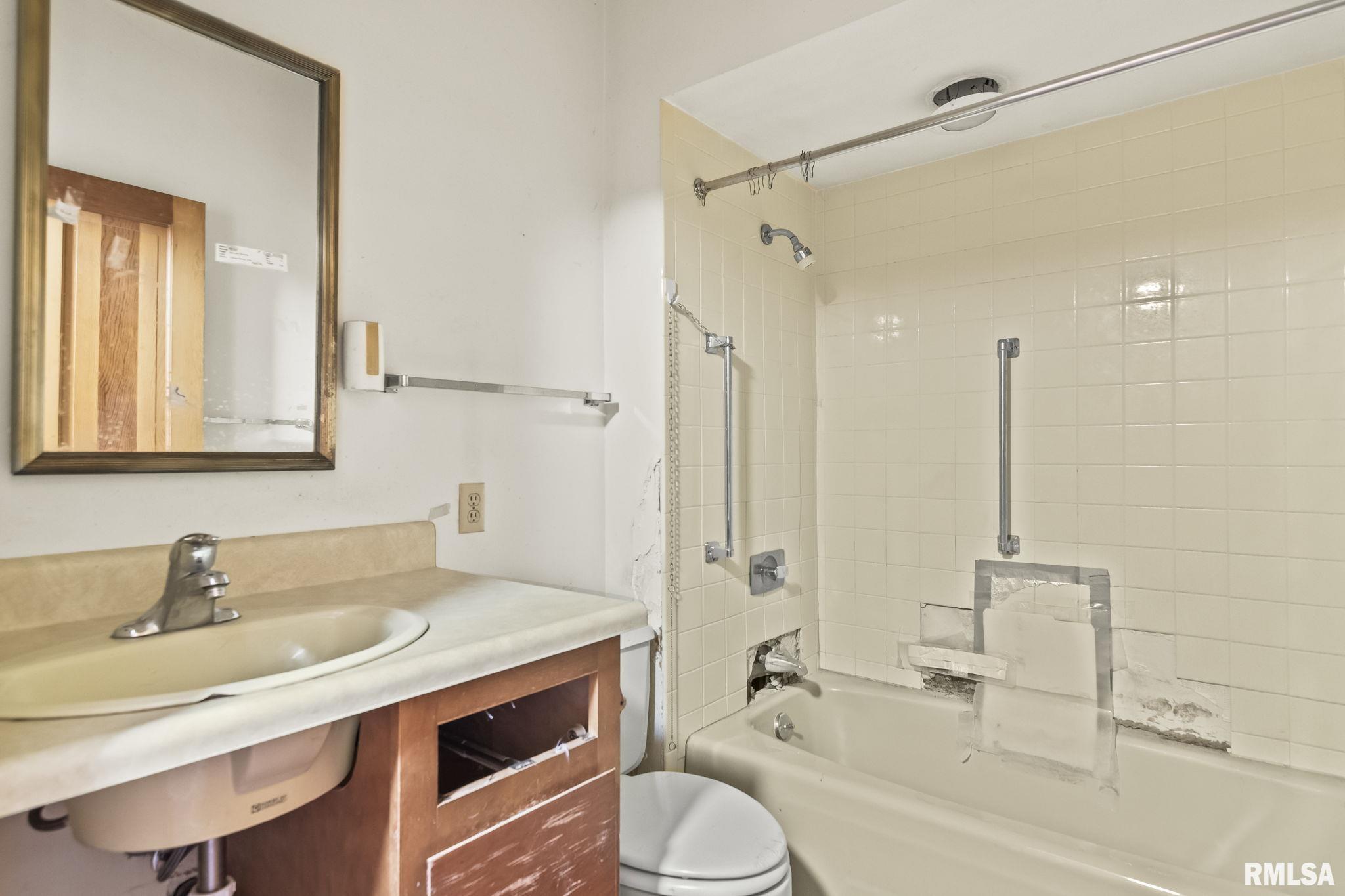 2320 South Park Avenue Springfield, IL 62704 - Photo 23 of 47