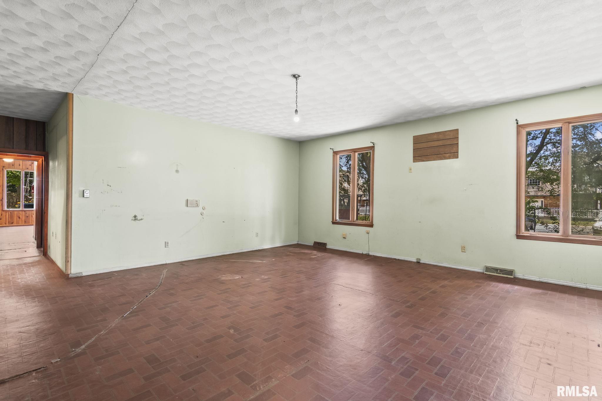 2320 South Park Avenue Springfield, IL 62704 - Photo 28 of 47