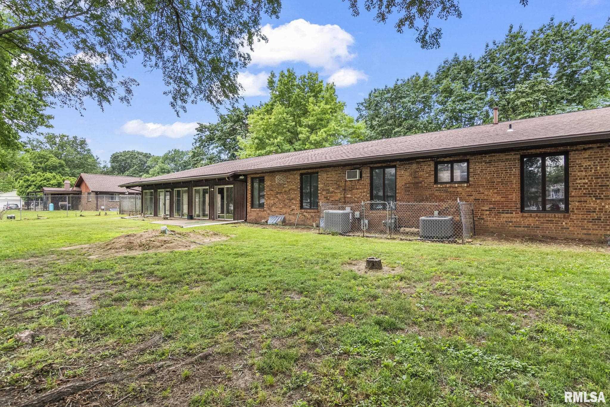 2320 South Park Avenue Springfield, IL 62704 - Photo 45 of 47