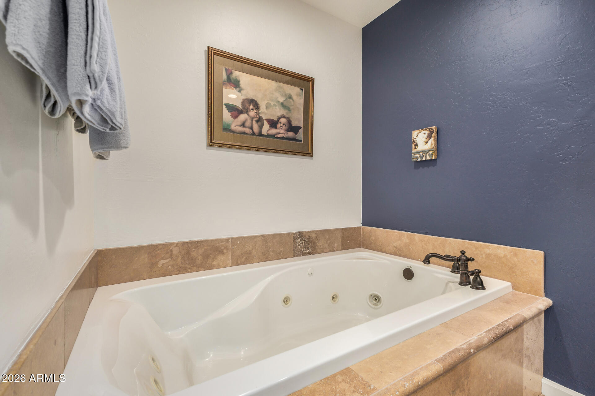 7955 East Chaparral Road, Unit 98 Scottsdale, AZ 85251 - Photo 13 of 36 Primary bathroom