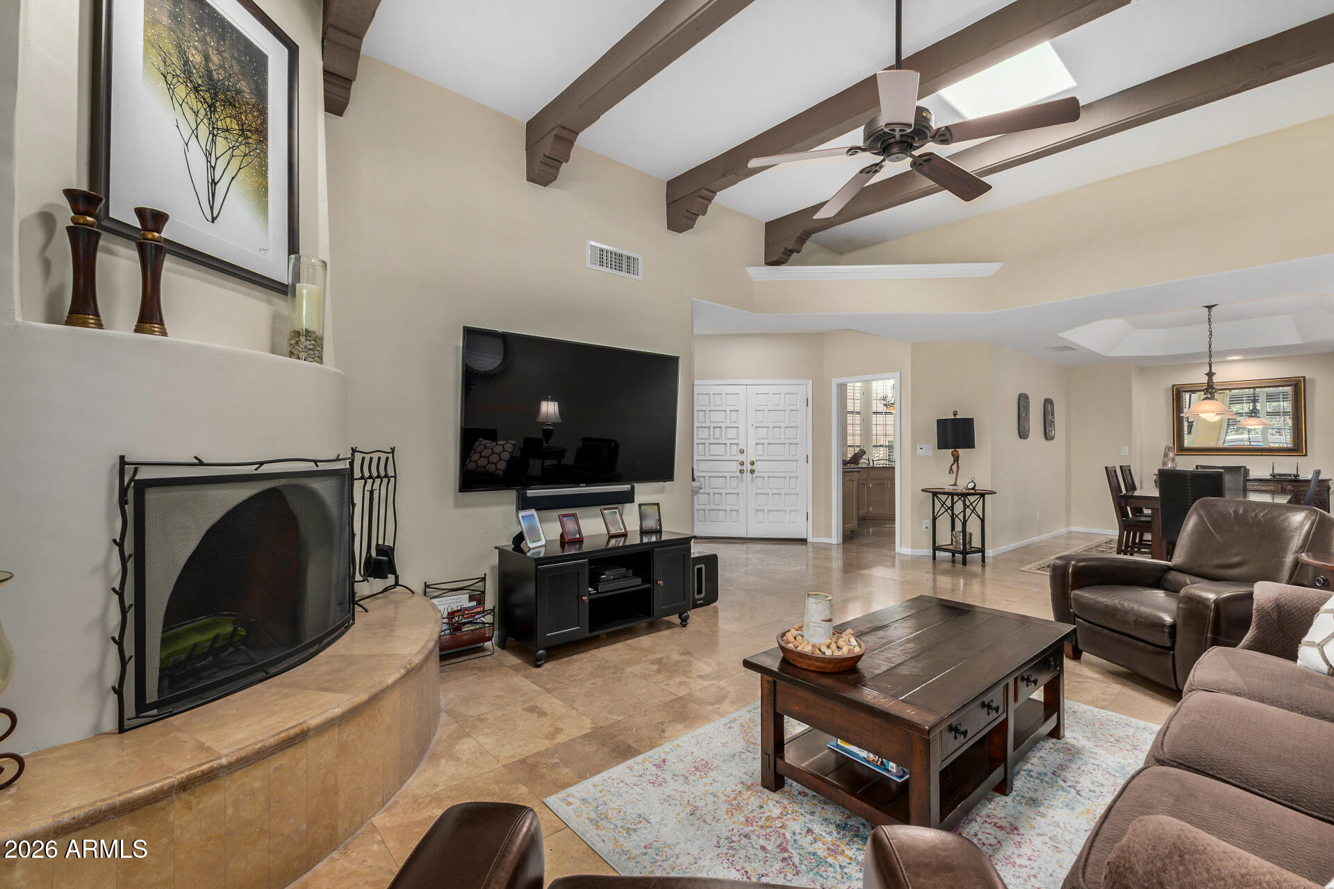 7955 East Chaparral Road, Unit 98 Scottsdale, AZ 85251 - Photo 9 of 36 Living room