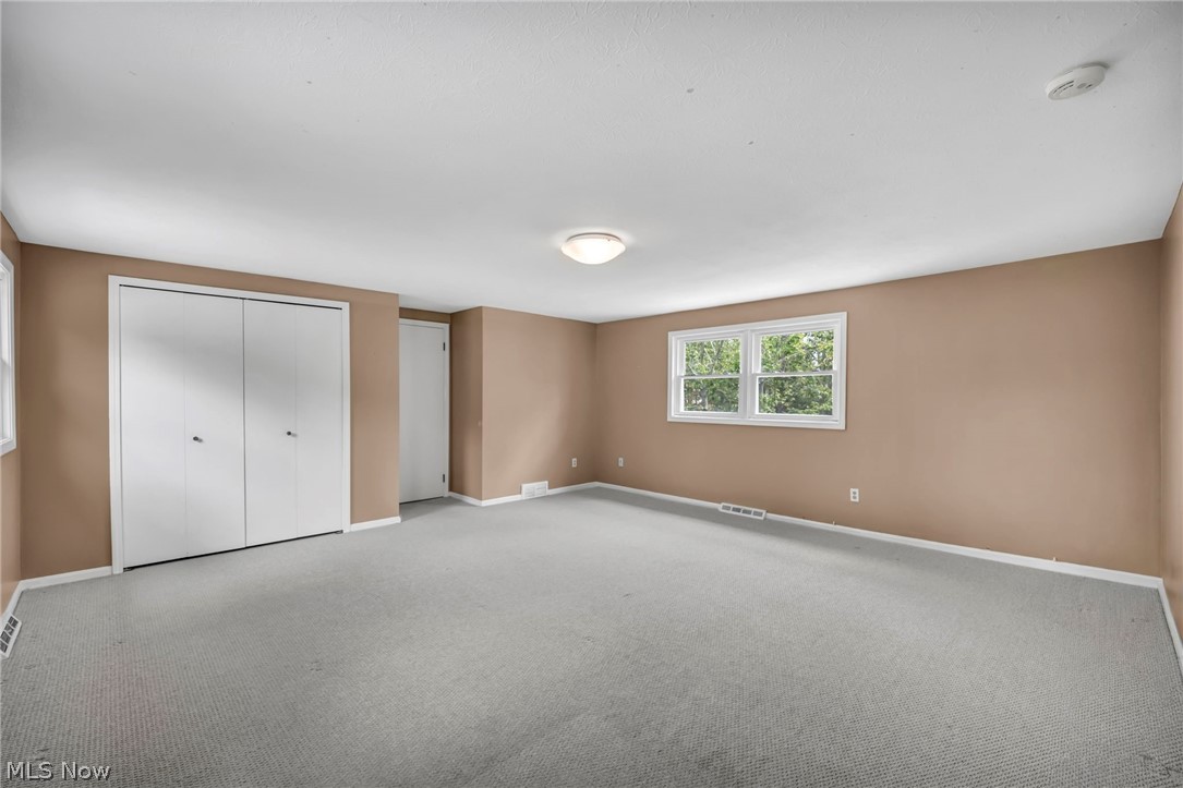 37472 Hunters Ridge Solon, OH 44139 - Photo 24 of 50 Gallery Image 24