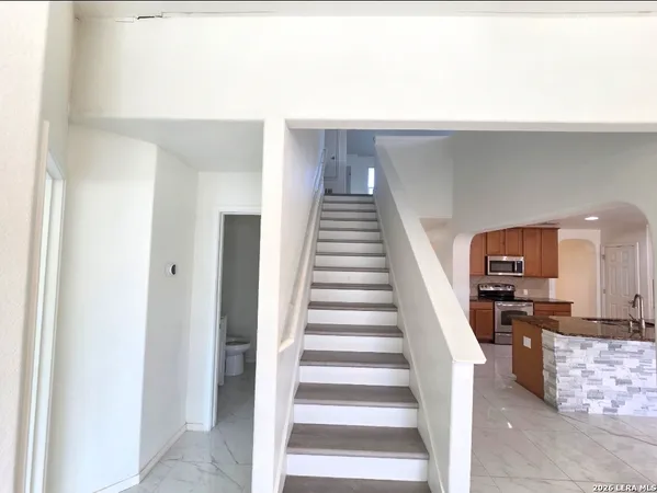 $1,995 | 7530 Elegante Way, San Antonio, TX 78266