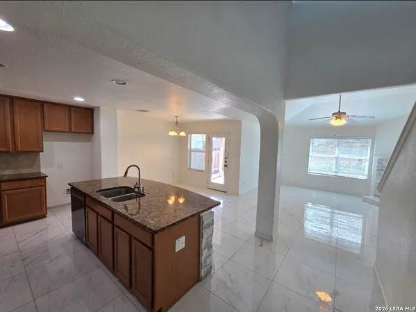 $1,995 | 7530 Elegante Way, San Antonio, TX 78266