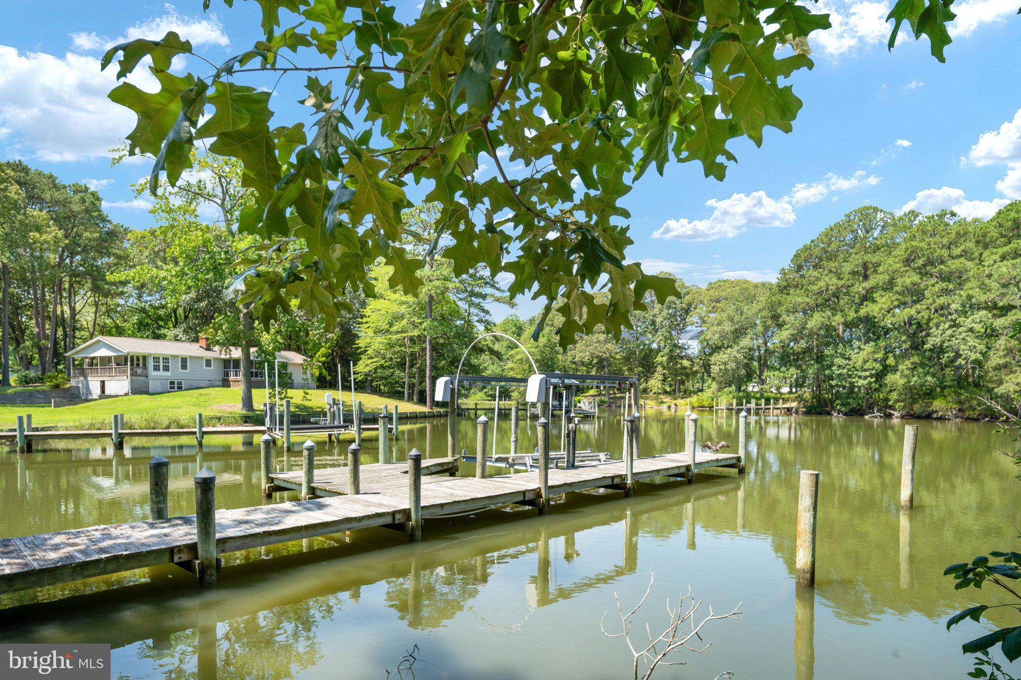 279 Harbor Drive Reedville, VA 22539 - Photo 71 of 97 Well maintained private dock with boatlift