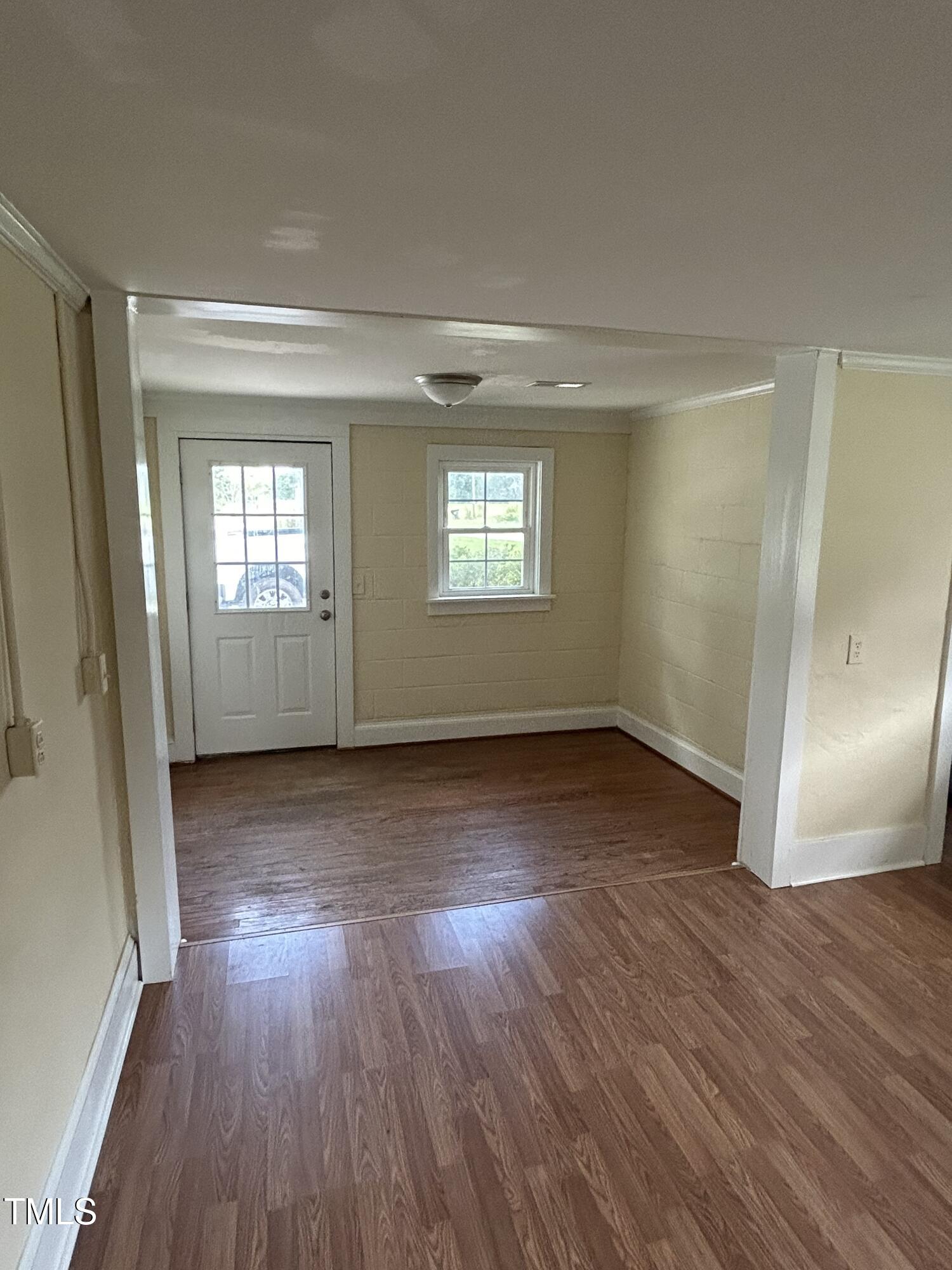 814 Shadetree Road Benson, NC 27504 - Photo 5 of 12 CA63D0FD-7871-48D3-A1AB-7011D7D64B3B