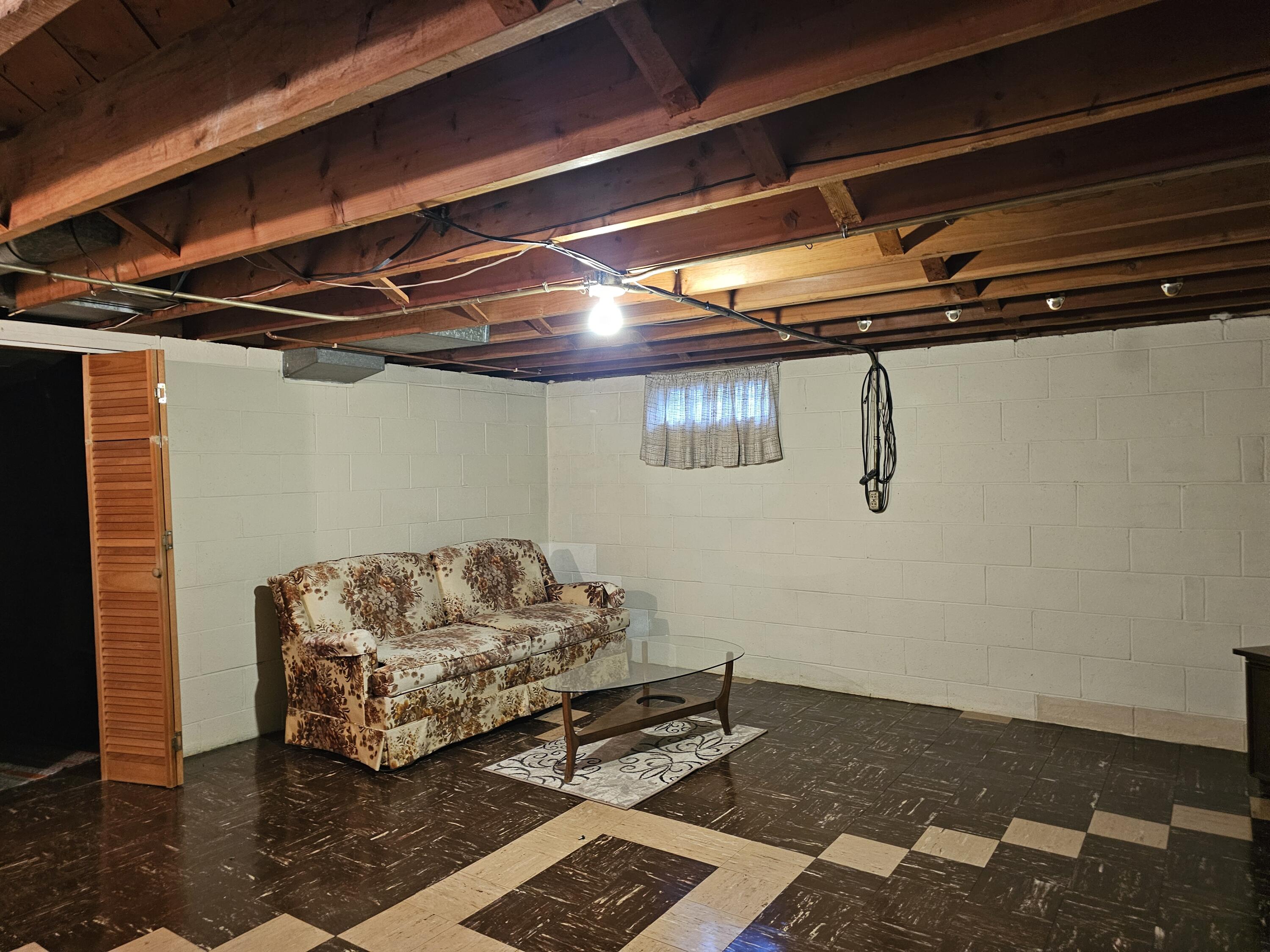 1219 South 21st Street Manitowoc, WI 54220 - Photo 15 of 24 20260122_100424