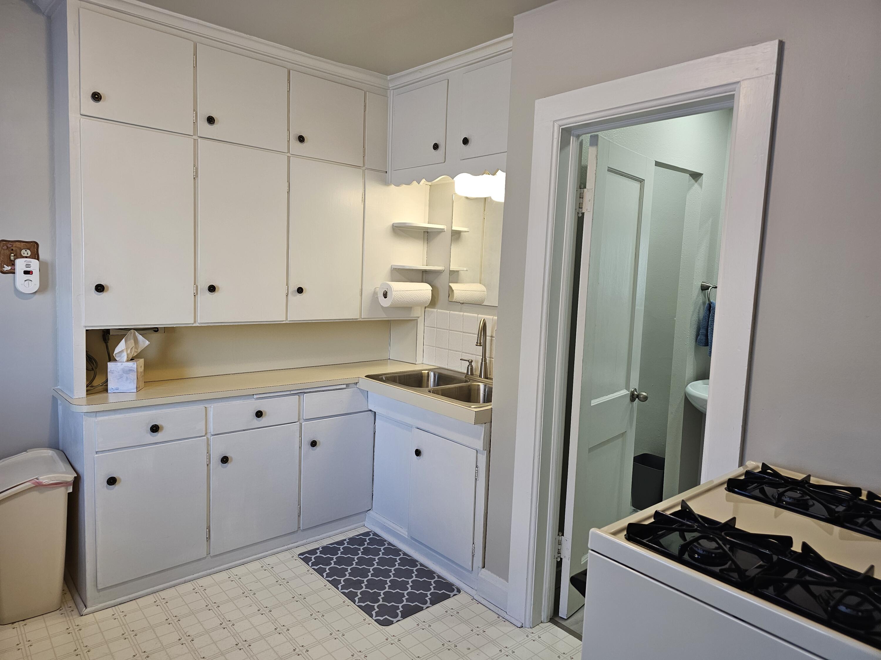 1219 South 21st Street Manitowoc, WI 54220 - Photo 2 of 24 20260120_091733