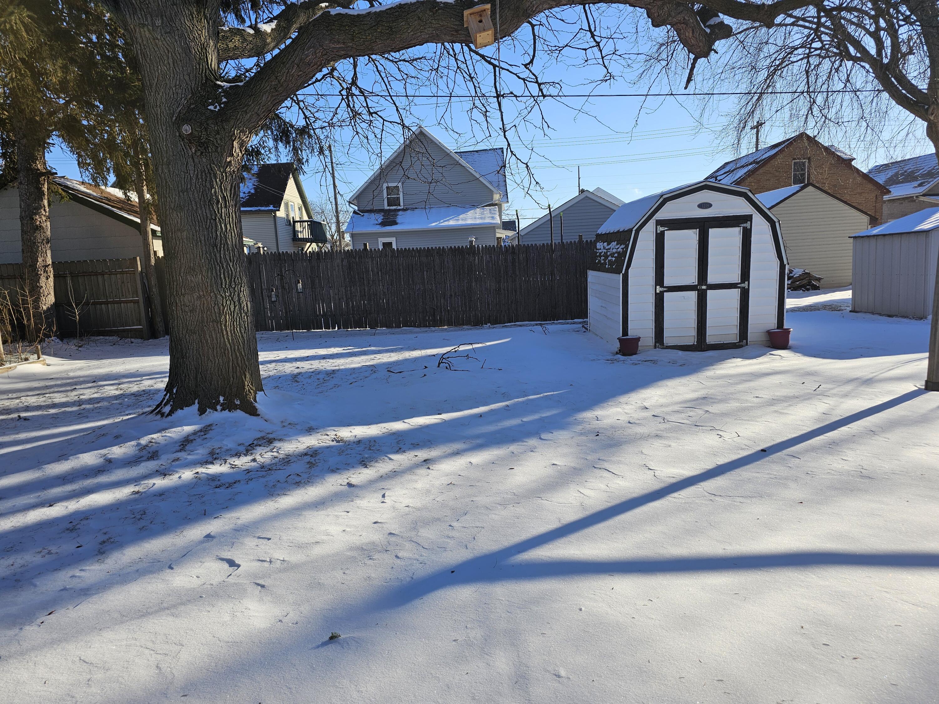 1219 South 21st Street Manitowoc, WI 54220 - Photo 23 of 24 20260120_093304