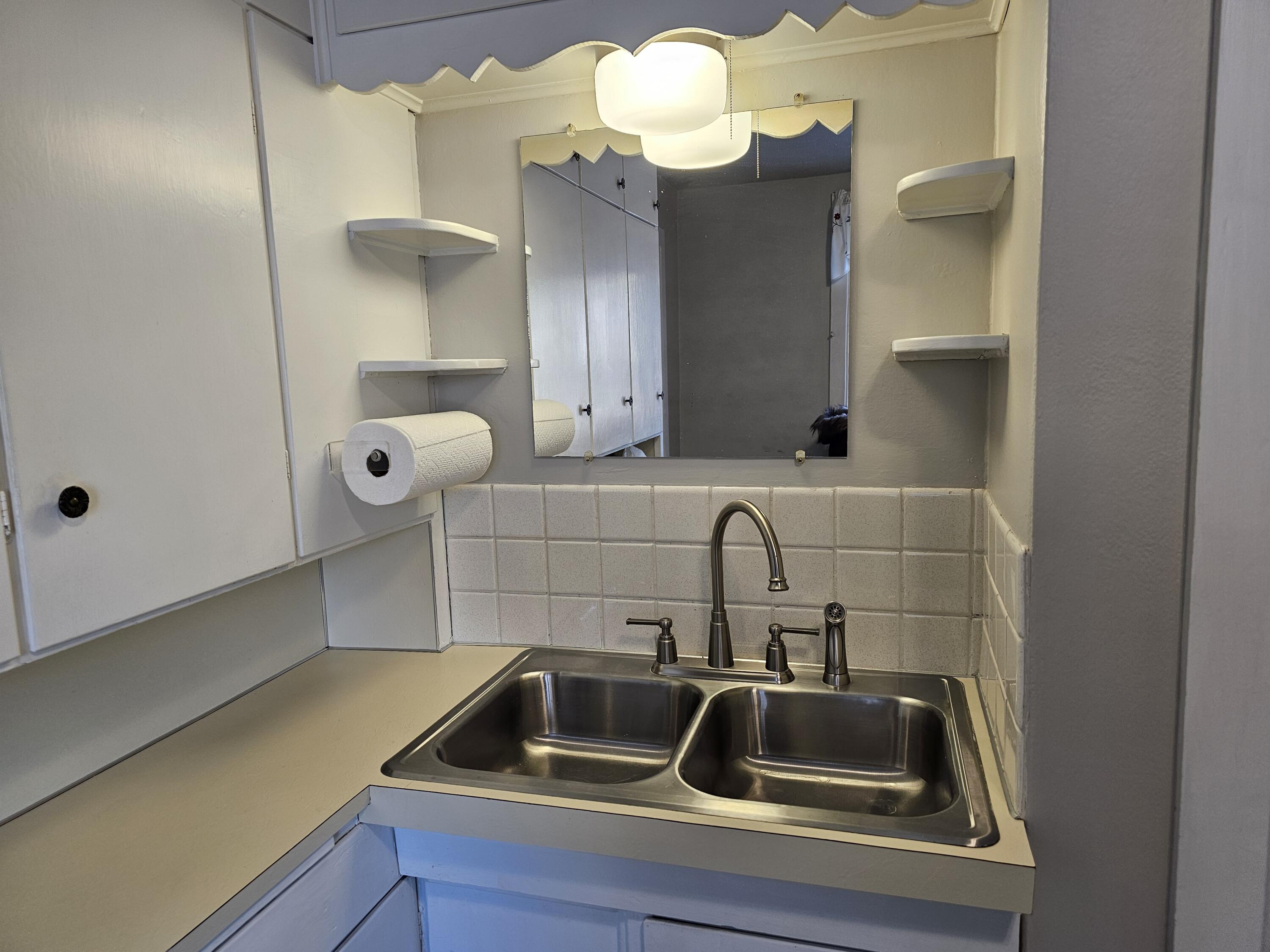 1219 South 21st Street Manitowoc, WI 54220 - Photo 3 of 24 20260120_091756