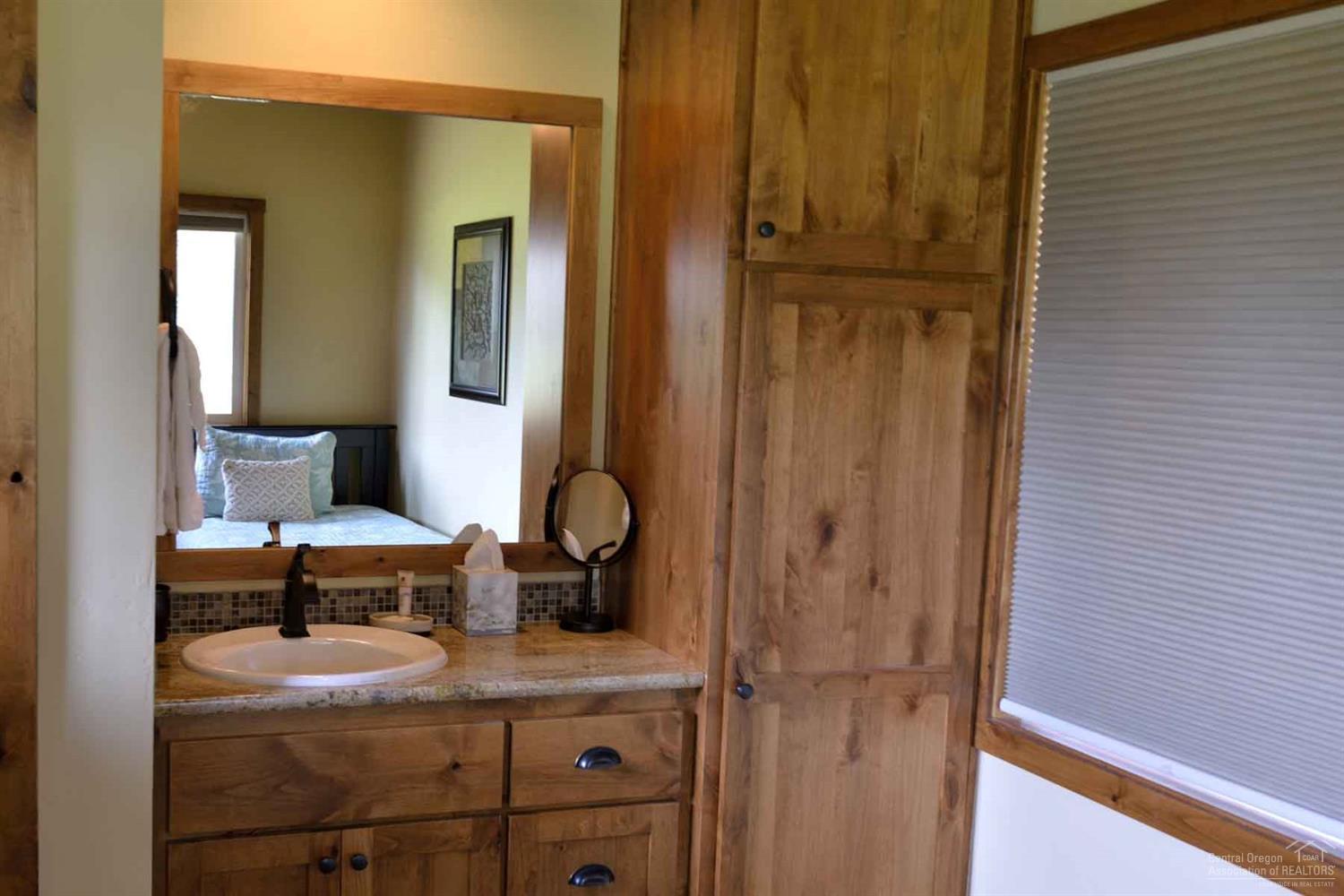 32 Meadow House Loop Sunriver, OR 97707 - Photo 14 of 15 Additional Photo