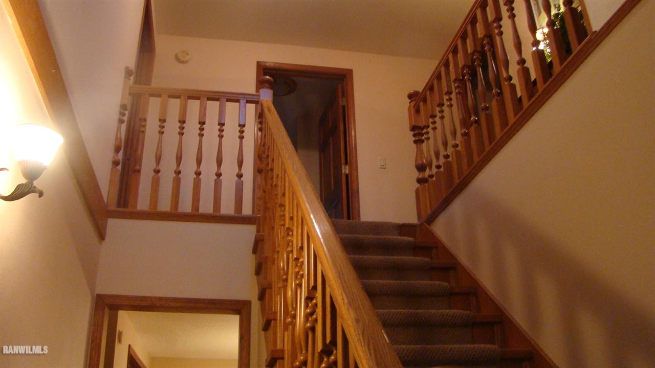8802 North High Ridge Road East Dubuque, IL 61025 - Photo 19 of 25 Gallery Image 19
