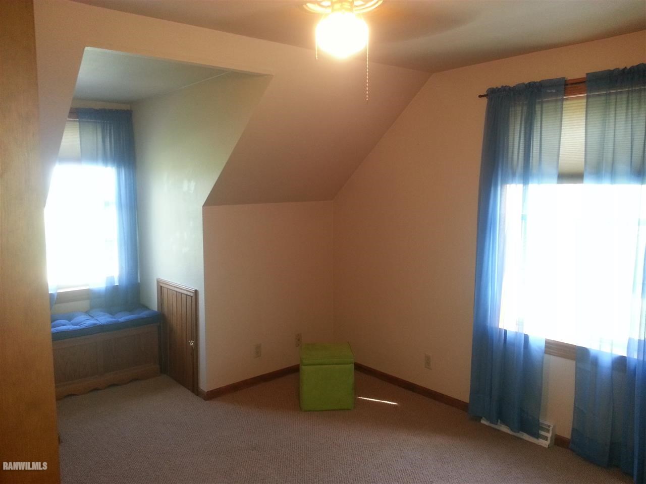 8802 North High Ridge Road East Dubuque, IL 61025 - Photo 24 of 25 Gallery Image 24