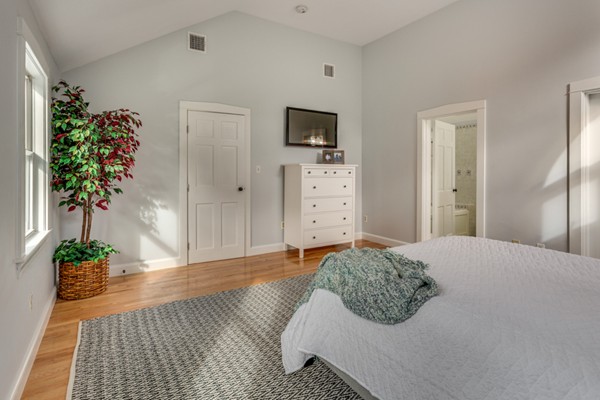 53 Carey Road Needham, MA 02494 - Photo 19 of 30