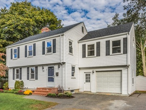 53 Carey Road Needham, MA 02494 - Photo 3 of 30