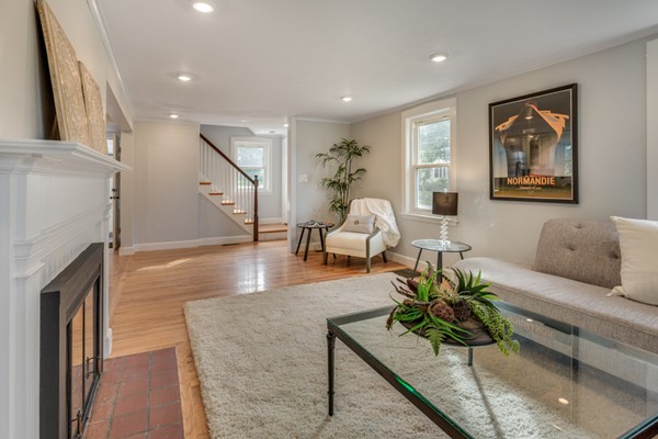 53 Carey Road Needham, MA 02494 - Photo 8 of 30