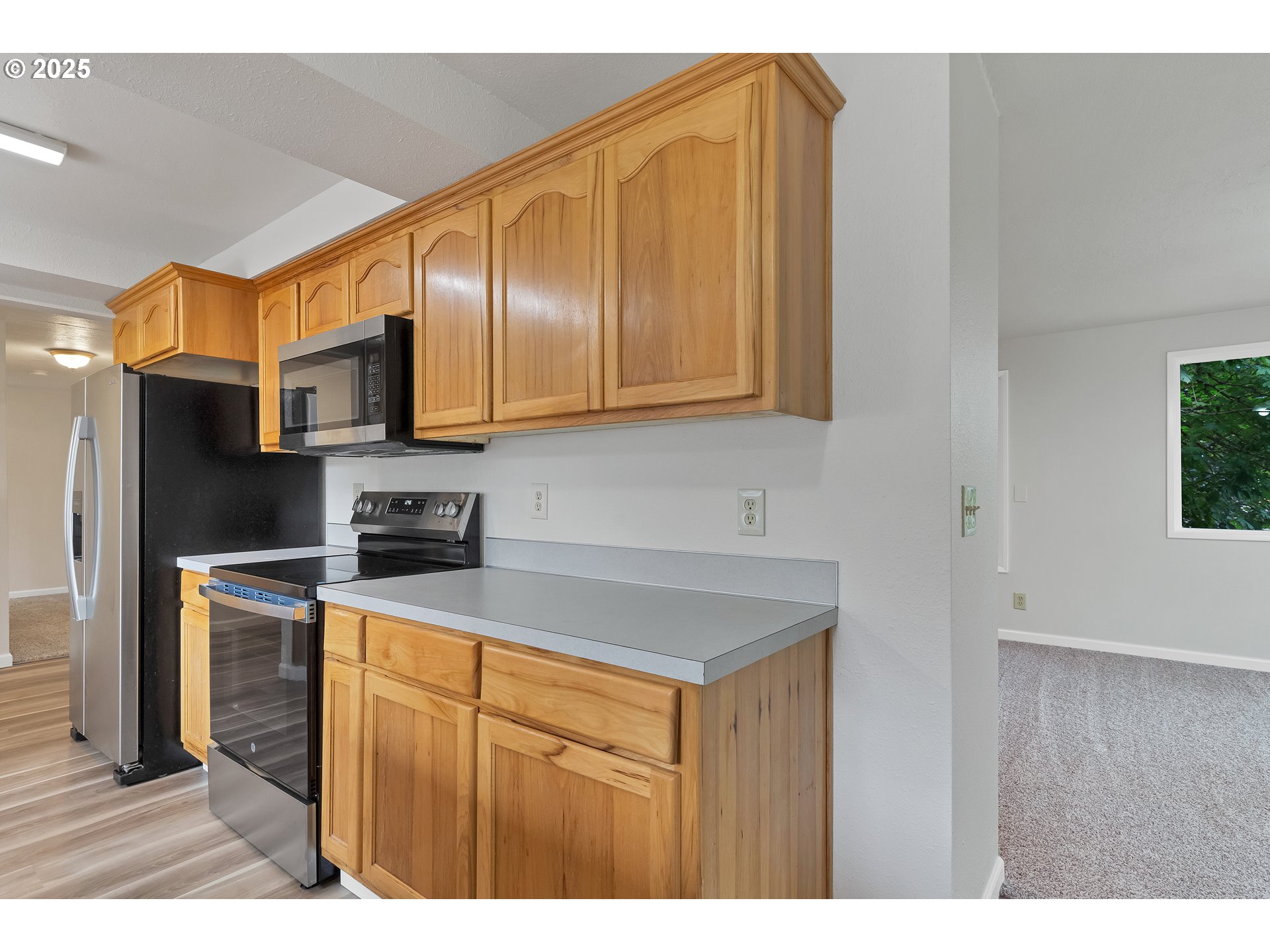 1345 Rees Hill Road Southeast Salem, OR 97306 - Photo 11 of 47